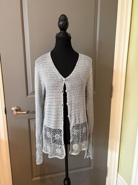 Light Blue-Gray Crochet-Hem V-Neck Button Cardigan Sweater